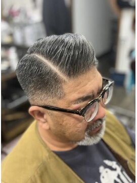 バーバーショップレノン(BARBER SHOP LENNON) 七三パート