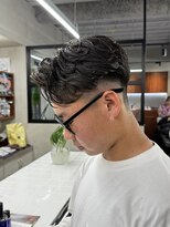 ニコ トウキョウ ロジック(nico TOKYO Logic)&nbsp;メンズセンターパートニュアンスパーマアップバング