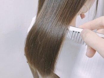 サエラ(caetla)の写真/髪の内部に1か月半残る、持ちの良いトリートメントが人気！抜群の手触りの良さで今までにない髪質が叶う♪