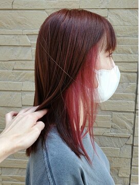 トゥルートラスト アン 下石田店(True Trust un) カシスブラウン×ピンクインナーカラーナチュラルストレートヘア