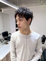 ファルベ(Farbe) フェザーパーマ/サーフカール/刈り上げセンターパート