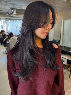 海外レイヤーカット/バタフライカット/かきあげ前髪