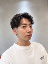 ワンダーヘア(Wonder hair)&nbsp;強めカールのフェードパーマ