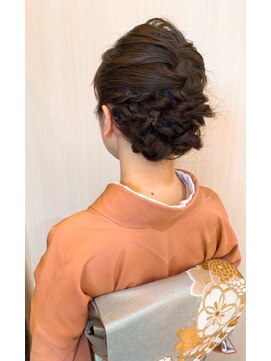 ヘアー デザイナーズ サロン アヴァンセ(HAIR DESIGNER'S SALON AVANCE) アップスタイル＋着付け