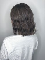 モルニ(MORNI) アッシュグレー_マロンベージュ Aラインボブ かきあげ