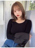 くびれミディ×ミルクティベージュ