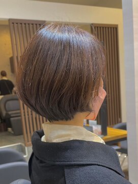 アトリエコア(Atelier Coa) 顔周りレイヤーカットくびれヘアミルクティーベージュカラー