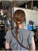 大人可愛いフィッシュボーンヘアアレンジ