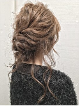 ラックスビーギャラリー なんば駅前店(LUXBE GALLERY) ＊津村＊style by LUXBE＊くせ毛風／パーティ／ルーズ／2次会