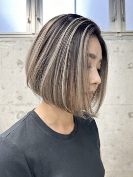 アルマフォー(Alma four) バレイヤージュボブ