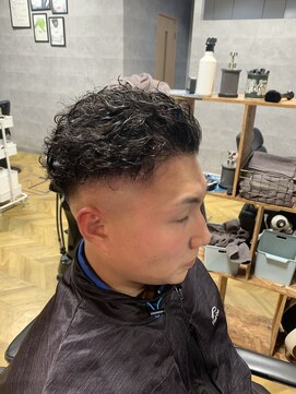 ザ ハレ 問屋町店(THE HALE'S) 極道パーマ