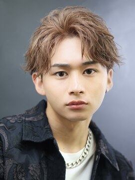 リップス 表参道店(LIPPS) フェザーショート【リバースショート、毛流れパーマ】刈り上げ