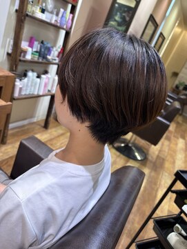 ベンティ(Venti) 顔周りレイヤーショートカット