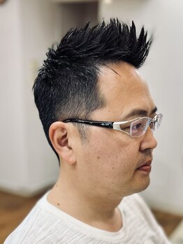 クリアマーケットの写真/ゆったりと寛げる落ち着いた空間で理想のスタイルを実現♪丁寧な施術で髪も心も癒します◎