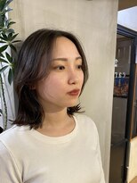 カールム(carlm)&nbsp;切りっぱなしボブ/くびれヘア/ダークカラー/ミディアム