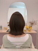 モニョヘアー(monyo hair)&nbsp;【ふんわり】くびれ外ハネ