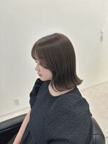 クロス ツー(COROSS2)&nbsp;切りっぱなし／オリーブベージュ／顔周りカット