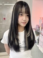 アール 横浜(R) 【MOMO】ポイントエクステ*インナーホワイト/デザインカラー