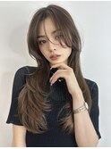 顔まわりレイヤーくびれロング