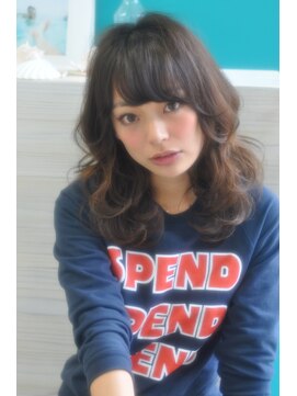 クラン(clan) ハイトーングラデーション大人可愛いバルーンミディ