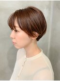 オレンジベージュ、マッシュショート、丸みショート