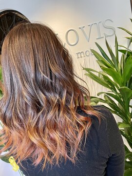 ラビスモア(Lovis moa) 魅力倍増カール/セミディ/シアーカラー/ダークアッシュ/姫カット