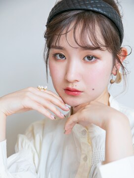 シー 岡崎(,SHE) ヨシンモリでたまねぎヘアアレンジ