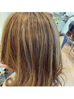 ヘアー バイ ミーズ(hair by Mii’s) ハイライトローライト【白髪ぼかしにも◎】