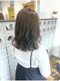 アッシュベージュ