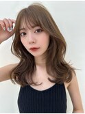 大人可愛い韓国くびれミディアム　レイヤーカット　顔周りカット