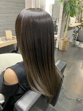 ソア(Soi) 冬色グラデーションカラー　金沢文庫/髪質改善/デザインカラー