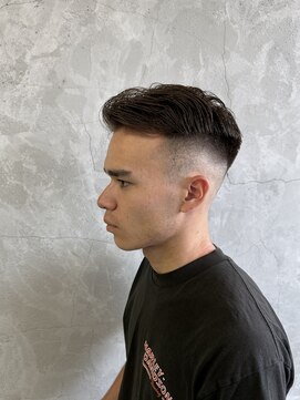 ウシワカマルイースト(ushiwakamaru East) スキンフェード