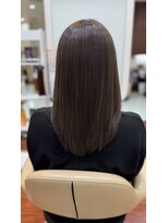 ラディシュ さがみ野(RADISH)&nbsp;20代30代40代艶感ストレートアッシュグレージュ透明感ロング