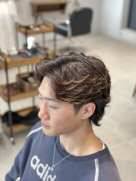 グルーマーズトウキョウ 渋谷店(GROOMER/S TOKYO) ラウルカール ラルフカール スペインカール メンズカット