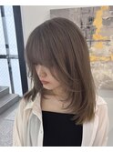 レイヤーカットグレージュハイトーンブリーチカラー岡山