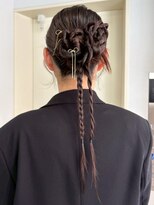 ロイオブジゼル(roi of GiseL)&nbsp;編みおろしポニー ツインテール 結婚式 ライブ 20代30代