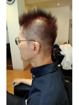 アンティ ウス エーティ(antaeus AT) ショート