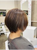 ショートボブ