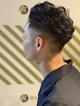 バーバーバー 八広(BARBER-BAR) 大人のサイドパートスタイル