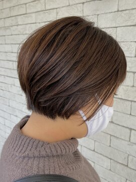 エーケーエー(hair life a.k.a) 伸ばしかけショートボブ