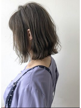 リュドール 可児店(Rue D'or) 透明感グレージュボブ☆耳かけ