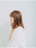 大人かわいいミディアムボブ