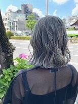 ミニム ヘアー(minim hair)&nbsp;【minim×日比】ハイトーンカラー　カーキグレージュ