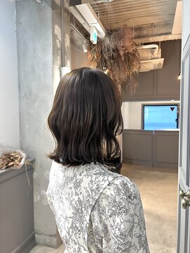 ラム(L'am) グレージュカラー