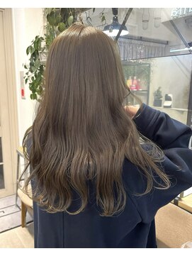 ロマリア(Lomalia) 【Lomalia表参道/Natsuno】ブリーチなし／オリーブベージュ