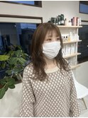 レイヤーカット×ベージュ