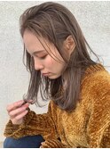 ウェット質感仕上げの透明感ラテカラーセミ