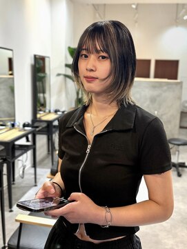 エラ(Ella) レイヤーボブ × デザインカラー