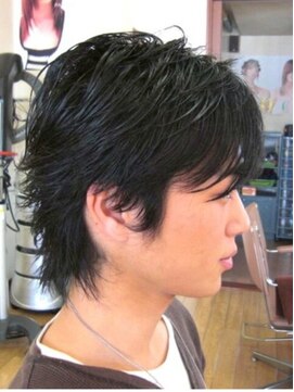 パーマハウスマリオン ノンパーマでクセ毛をいかしたナチュラルショート