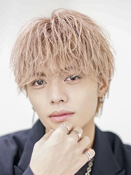 オーシャントーキョーウエスト 心斎橋 (OCEAN TOKYO WEST) ラウンドマッシュシースルーフェザーショートウルフ